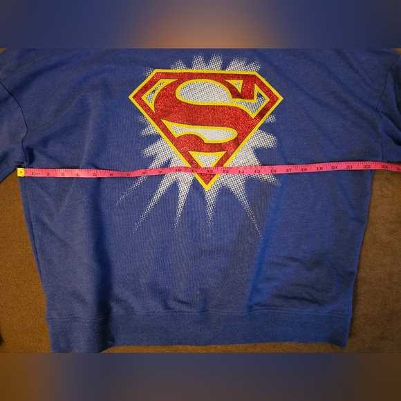 Superman Long Sleeve Round Neckline Glitter Logo Sweatshirt Size XXL Juniors - Picture 9 of 11